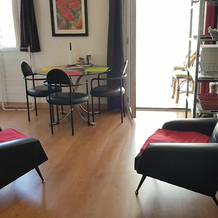 Ferienwohnung Un Pied A Terre Carcassonne Exterior foto