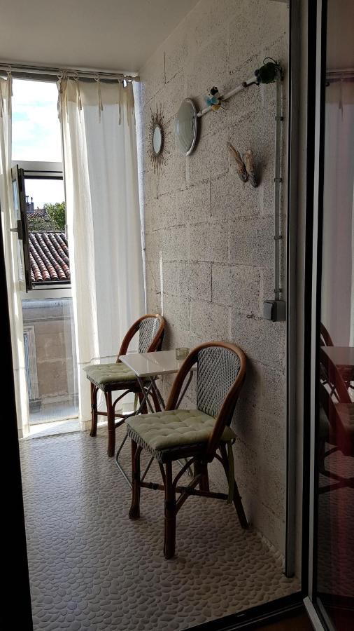 Ferienwohnung Un Pied A Terre Carcassonne Exterior foto